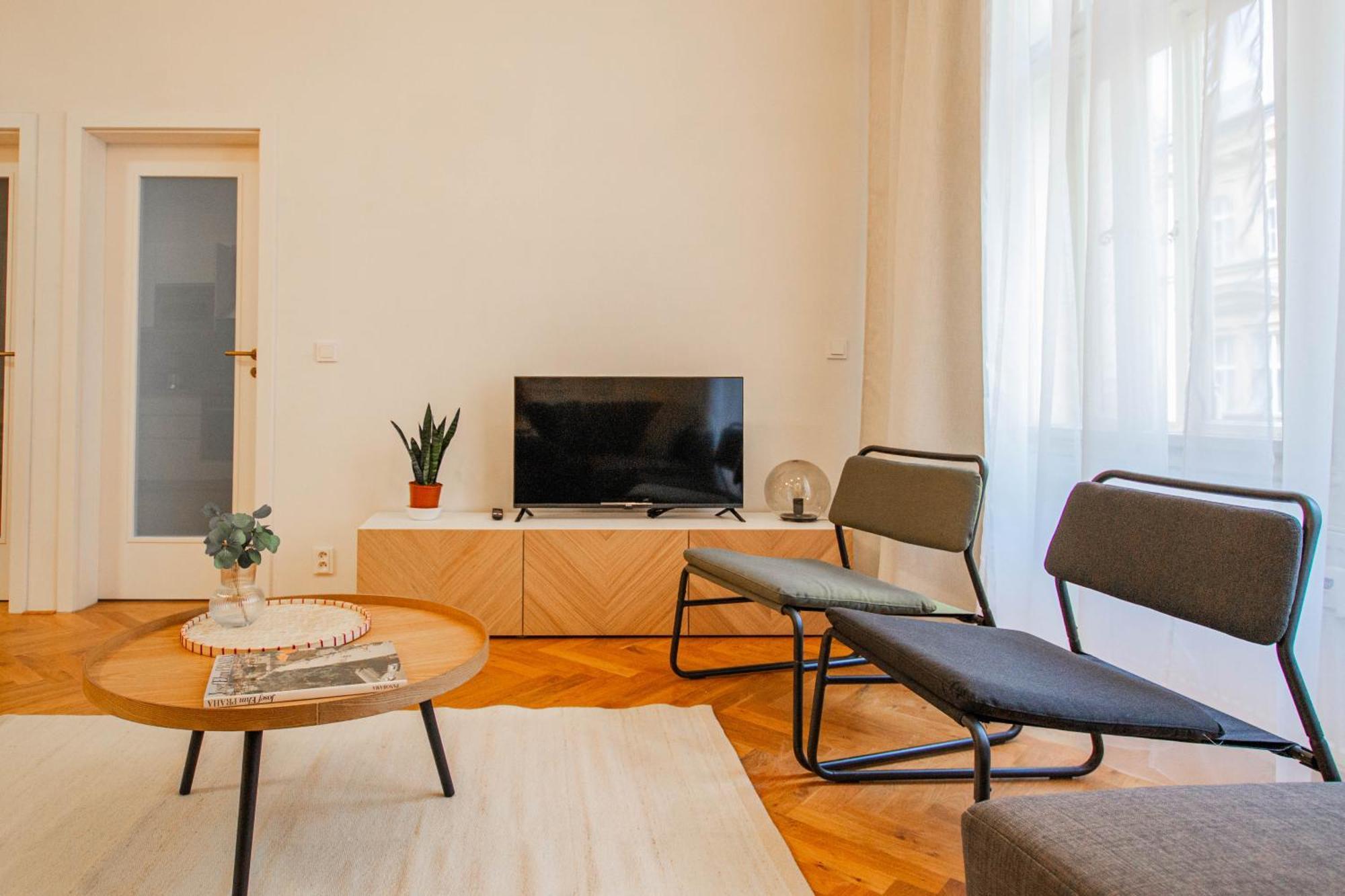 Apartament 3bdr Main Square Spacious Designed *